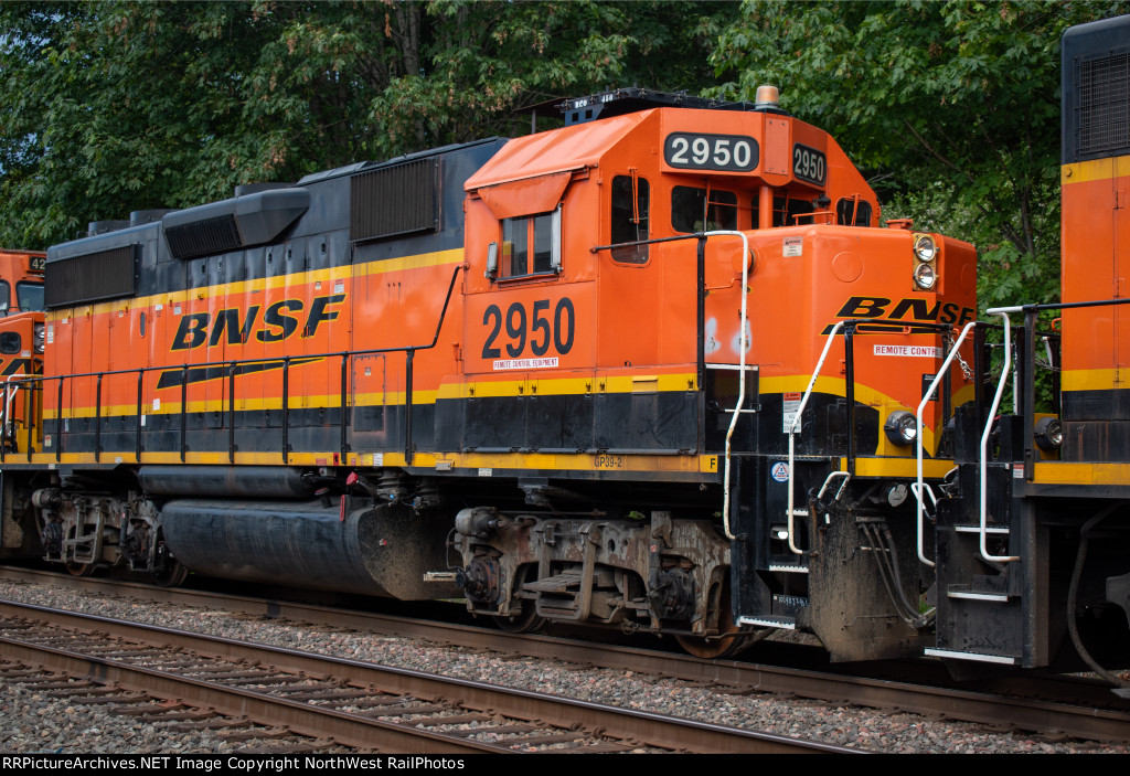 BNSF 2590